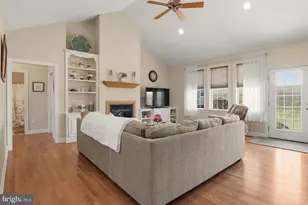 1525 Gateway Dr, Quakertown, PA 18951 - Photo 3