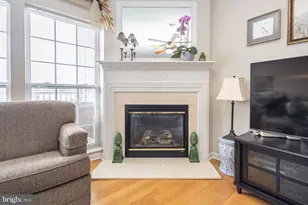 200 Evodia Cir, Warrington, PA 18976 - Photo 5