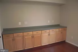 110 Pine Ln, Newtown, PA 18940 - Photo 17