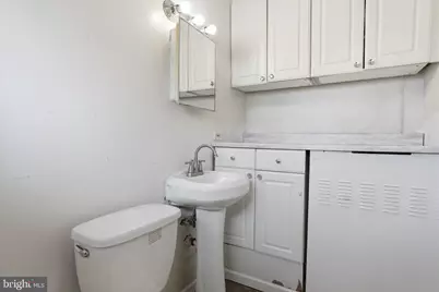 52 Inland Road, Levittown, PA 19057 - Photo 15