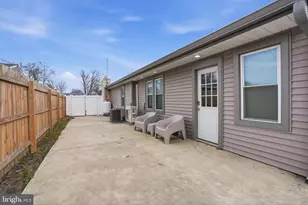 21 Border Rock Rd, Levittown, PA 19057 - Photo 13