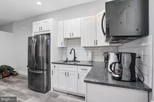 21 Border Rock Rd, Levittown, PA 19057 - Photo 37