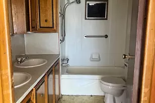 1302 Gibson Rd, Bensalem, PA 19020 - Photo 9