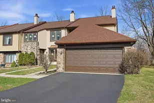 2125 Weybridge Commons, Holland, PA 18966 - Photo 5