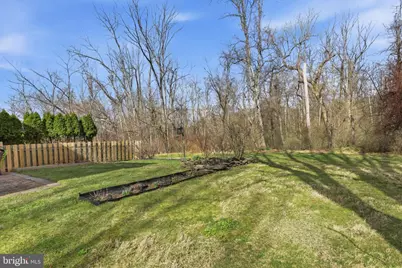 2125 Weybridge Commons, Holland, PA 18966 - Photo 9