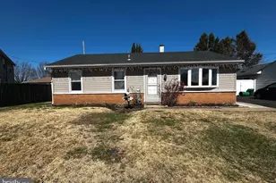 901 Spencer Dr, Croydon, PA 19021 - Photo 1