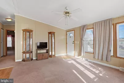 1446 Gibson Road #T C-36, Bensalem, PA 19020 - Photo 5