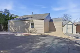 4421 Roselyn Ln, Bensalem, PA 19020 - Photo 27