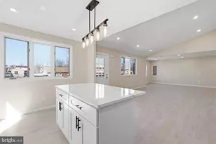 4421 Roselyn Ln, Bensalem, PA 19020 - Photo 15