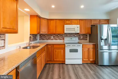 308 Wayne Court, Holland, PA 18966 - Photo 3