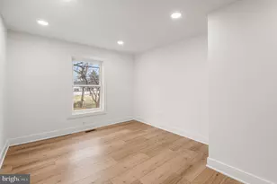 356 Magnolia Rd, Warminster, PA 18974 - Photo 17