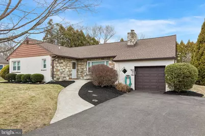 59 E Hillcrest Avenue, Chalfont, PA 18914 - Photo 1