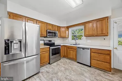 59 E Hillcrest Avenue, Chalfont, PA 18914 - Photo 7