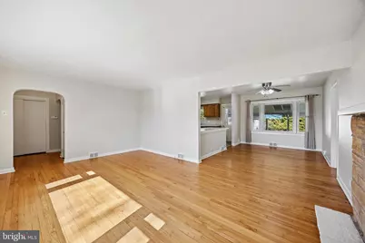 59 E Hillcrest Avenue, Chalfont, PA 18914 - Photo 5