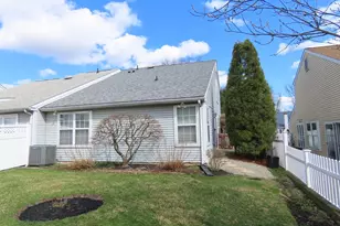 177 Raintree Ct, Langhorne, PA 19047 - Photo 3