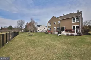 367 Merion Pl, Newtown, PA 18940 - Photo 35