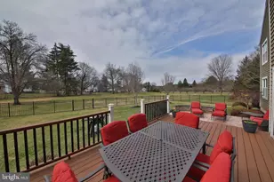 367 Merion Pl, Newtown, PA 18940 - Photo 5