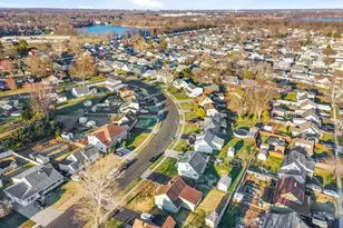 198 Northpark Dr, Levittown, PA 19054 - Photo 33