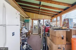 8 Inlet Rd, Levittown, PA 19057 - Photo 21