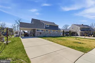 8 Inlet Rd, Levittown, PA 19057 - Photo 1