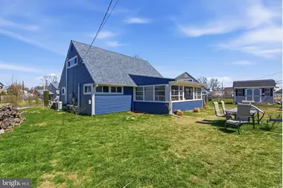 8 Inlet Road, Levittown, PA 19057 - Photo 27