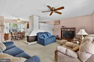 2 Silver Birch Ln, Levittown, PA 19055 - Photo 15
