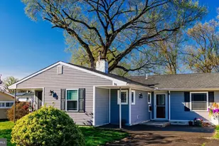 35 Mimosa Ln, Levittown, PA 19054 - Photo 1