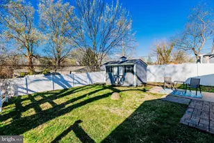 35 Mimosa Ln, Levittown, PA 19054 - Photo 35