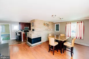 35 Mimosa Ln, Levittown, PA 19054 - Photo 15