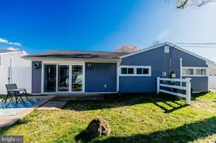 35 Mimosa Ln, Levittown, PA 19054 - Photo 33