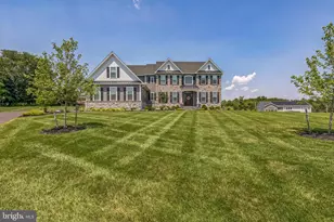 15 Marquis Rdg, Holland, PA 18966 - Photo 3