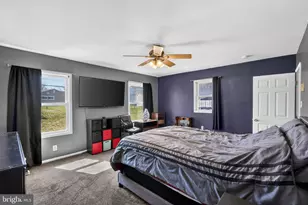 103 Daffodil Ln, Levittown, PA 19055 - Photo 17