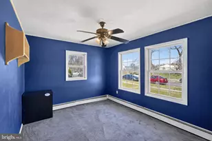 103 Daffodil Ln, Levittown, PA 19055 - Photo 13