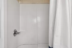 103 Daffodil Ln, Levittown, PA 19055 - Photo 23