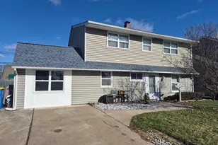 45 Coral Ln, Levittown, PA 19055 - Photo 1