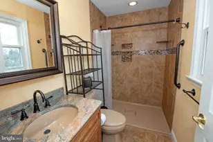 449 Cedar Ave, Feasterville-Trevose, PA 19053 - Photo 39