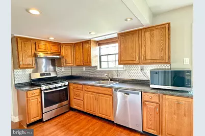 988 Baxter Avenue, Bensalem, PA 19020 - Photo 9