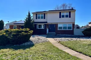 1087 Roberts Rd, Warminster, PA 18974 - Photo 1