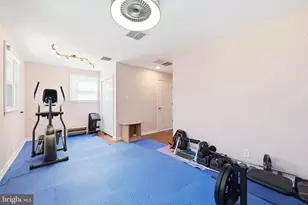 1087 Roberts Rd, Warminster, PA 18974 - Photo 19