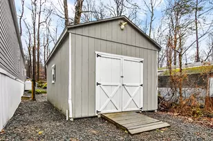 740 Lonely Cottage Rd, Upper Black Eddy, PA 18972 - Photo 29