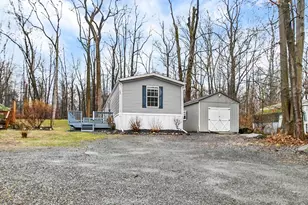 740 Lonely Cottage Rd, Upper Black Eddy, PA 18972 - Photo 3