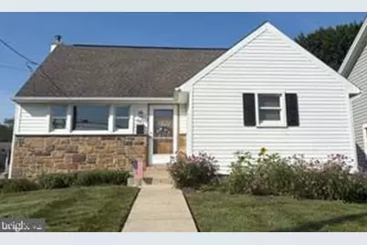 521 W Callowhill Street, Perkasie, PA 18944 - Photo 3