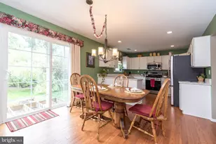 904 Filly Cir, New Hope, PA 18938 - Photo 9