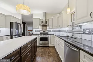 3852 Dark Hollow Rd, Furlong, PA 18925 - Photo 17