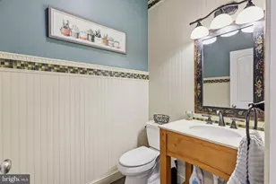 3852 Dark Hollow Rd, Furlong, PA 18925 - Photo 7