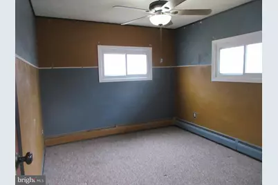 63 Maple Lane, Levittown, PA 19054 - Photo 13