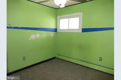 63 Maple Lane, Levittown, PA 19054 - Photo 17