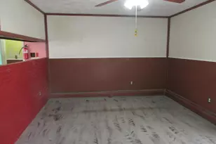 63 Maple Ln, Levittown, PA 19054 - Photo 9