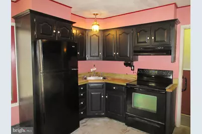 63 Maple Lane, Levittown, PA 19054 - Photo 7