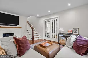 333 E Birch Dr, Morrisville, PA 19067 - Photo 7